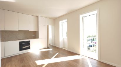 Apartamento T1 em Alcântara de 56 m²