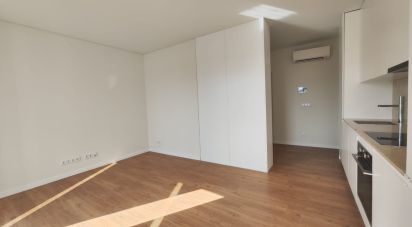 Apartment T1 in Alcântara of 56 m²