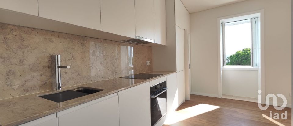 Apartamento T1 em Alcântara de 56 m²