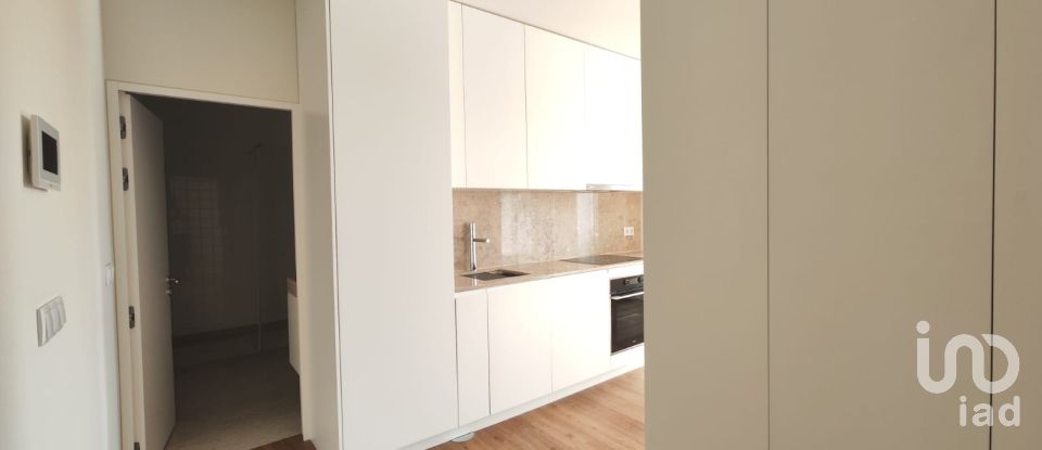 Apartamento T1 em Alcântara de 56 m²