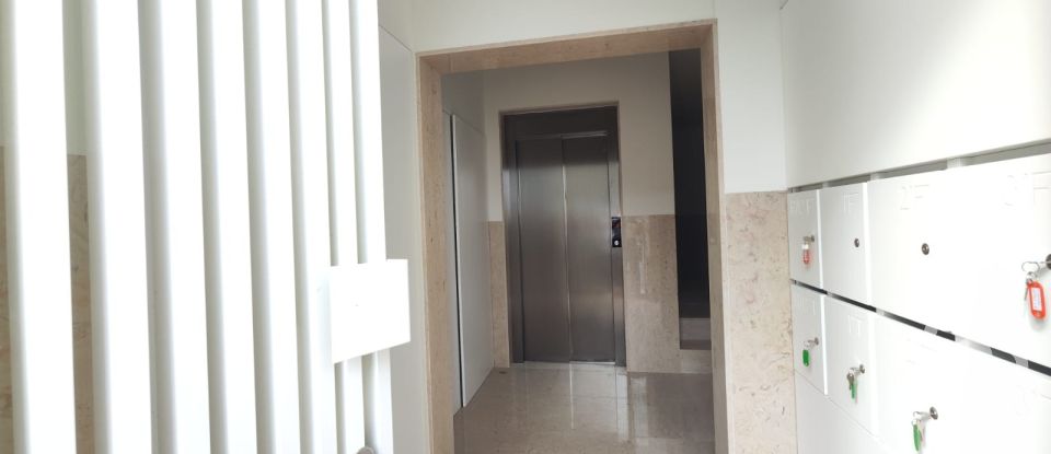 Apartment T1 in Alcântara of 56 m²