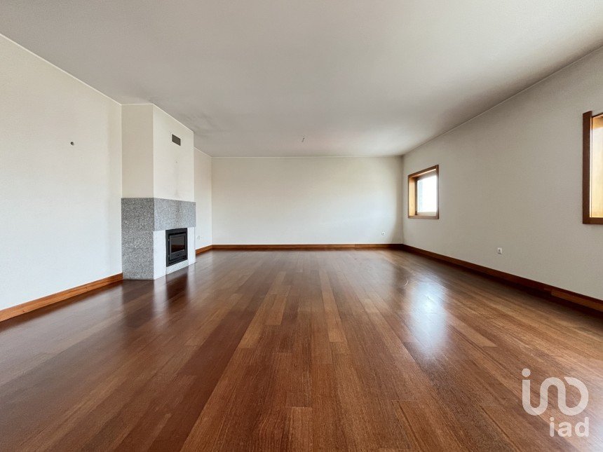 Appartement T4 à Glória E Vera Cruz de 183 m²