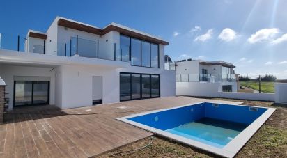 House T4 in Lourinhã e Atalaia of 551 m²