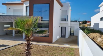 House T4 in Lourinhã e Atalaia of 551 m²