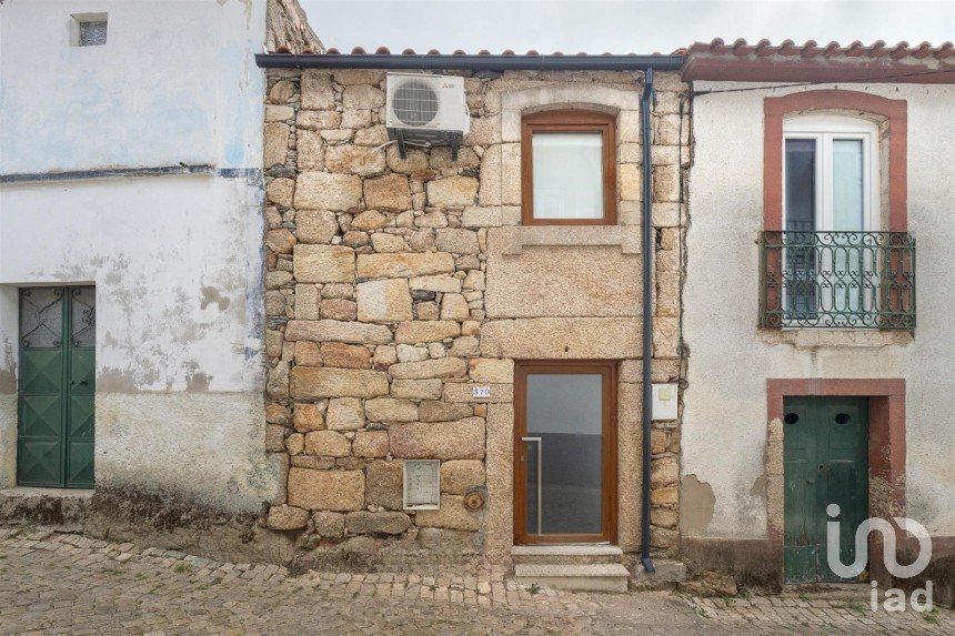 House T1 in Vale de Salgueiro of 56 m²