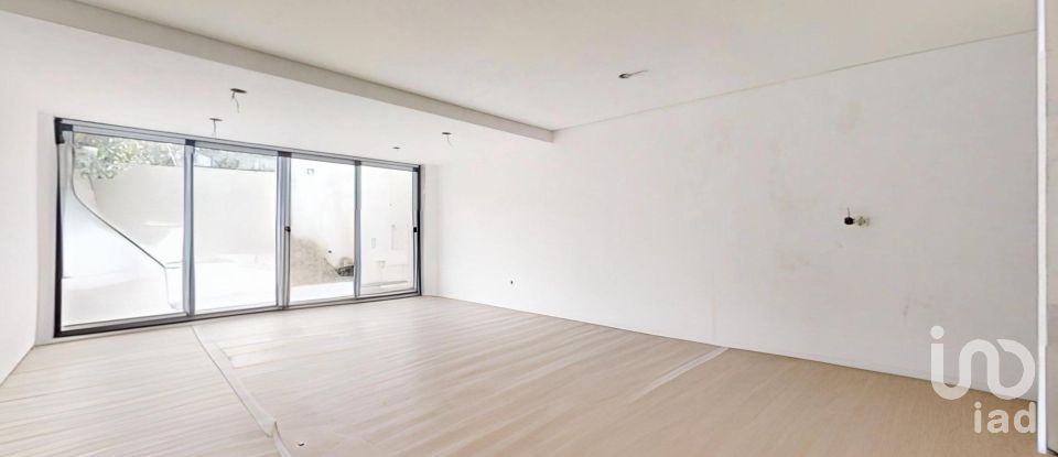 Apartment T1 in Campanhã of 64 m²