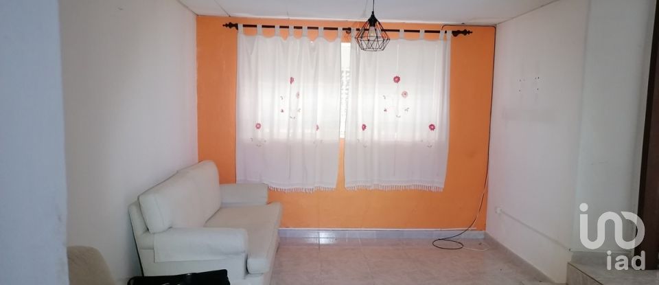 Casa / Villa T2 em Almoster de 48 m²