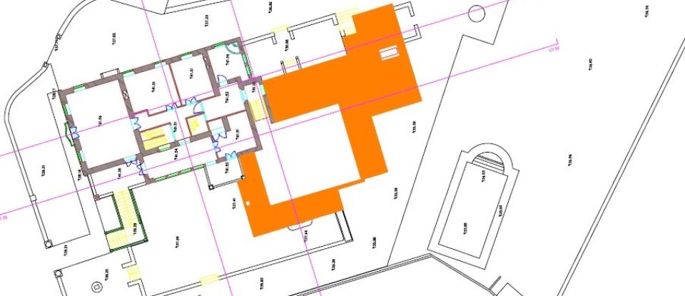 Maison T5 à Oliveira de Azeméis, Santiago da Riba-Ul, Ul, Macinhata da Seixa e Madail de 636 m²