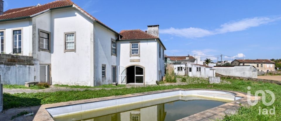 House T5 in Oliveira de Azeméis, Santiago da Riba-Ul, Ul, Macinhata da Seixa e Madail of 636 m²