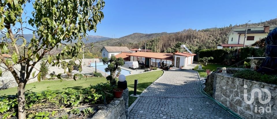 Country house T2 in São João de Rei of 141 m²