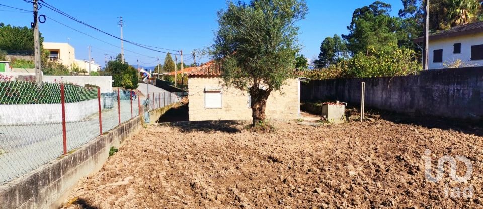 House T1 in Geraz Do Lima (Santa Maria, Santa Leocádia E Moreira) E Deão of 64 m²