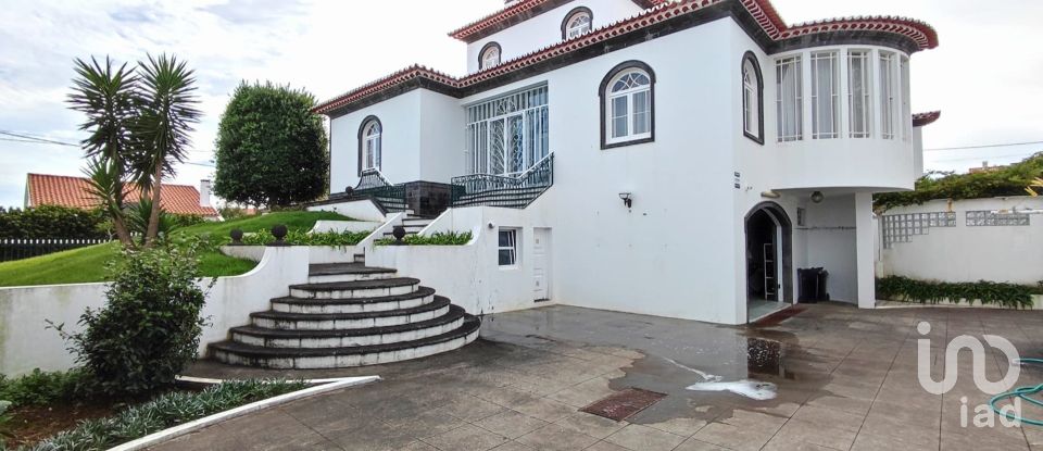 Casa de Cidade T4 em Relva de 335 m²