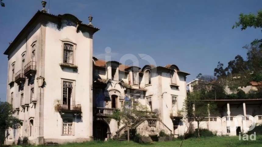 Bâtiment à Louredo de 380 m²