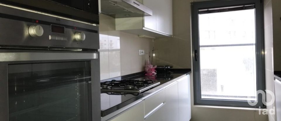 Apartment T2 in Parque das Nações of 90 m²