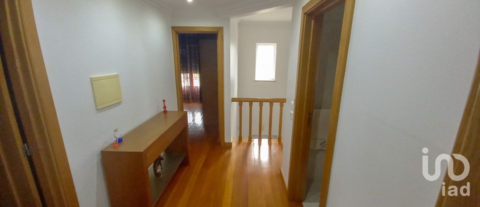 Casa / Villa T3 em Atouguia da Baleia de 205 m²