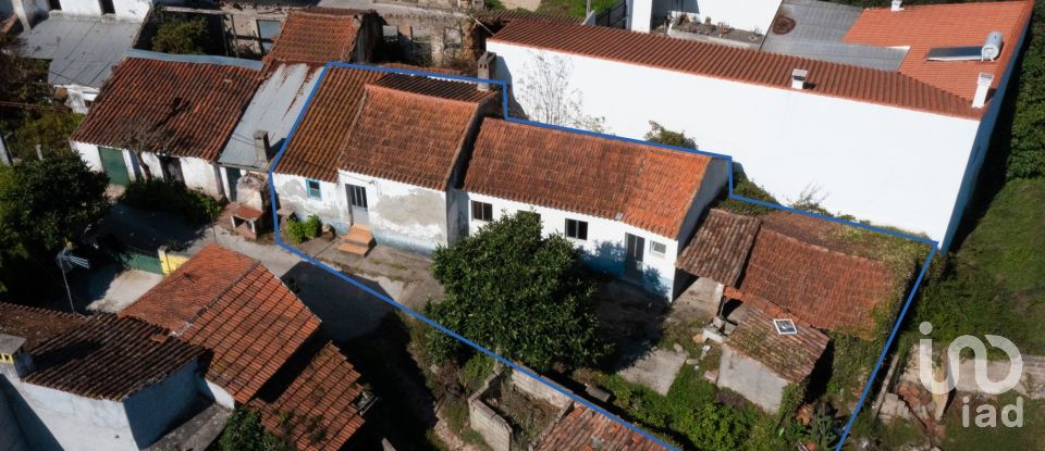 Casa de aldeia T3 em Anobra de 176 m²