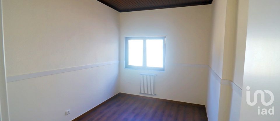 Maison T4 à Gaeiras de 208 m²