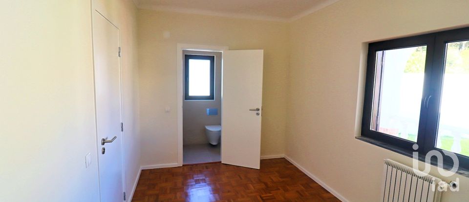 Maison T4 à Gaeiras de 208 m²