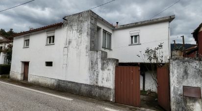 Maison T2 à Góis de 61 m²