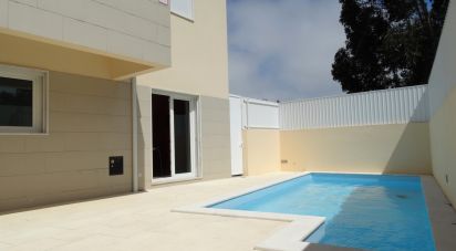 Casa / Villa T6 em A dos Cunhados e Maceira de 247 m²