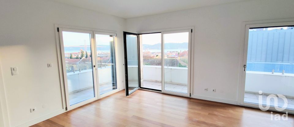 Appartement T4 à Ajuda de 292 m²