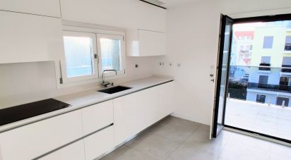 Appartement T4 à Ajuda de 292 m²