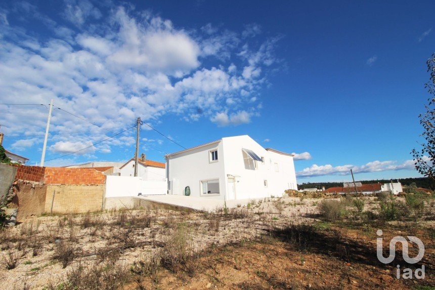 Maison T3 à Além da Ribeira e Pedreira de 146 m²