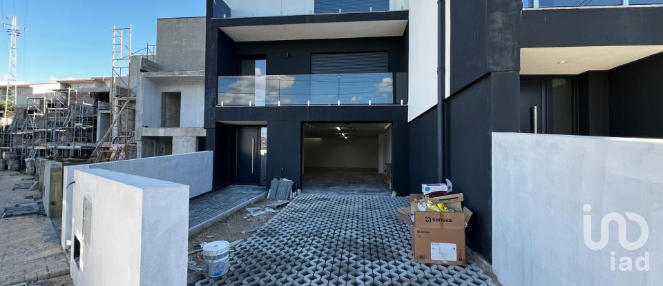 Maison T3 à Fregim de 312 m²