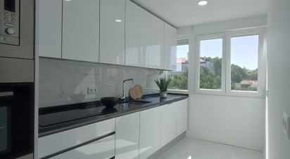 Apartment T2 in Benfica of 64 m²