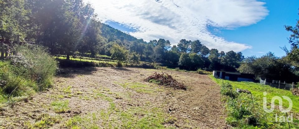 Terreno em Loivo de 1 200 m²