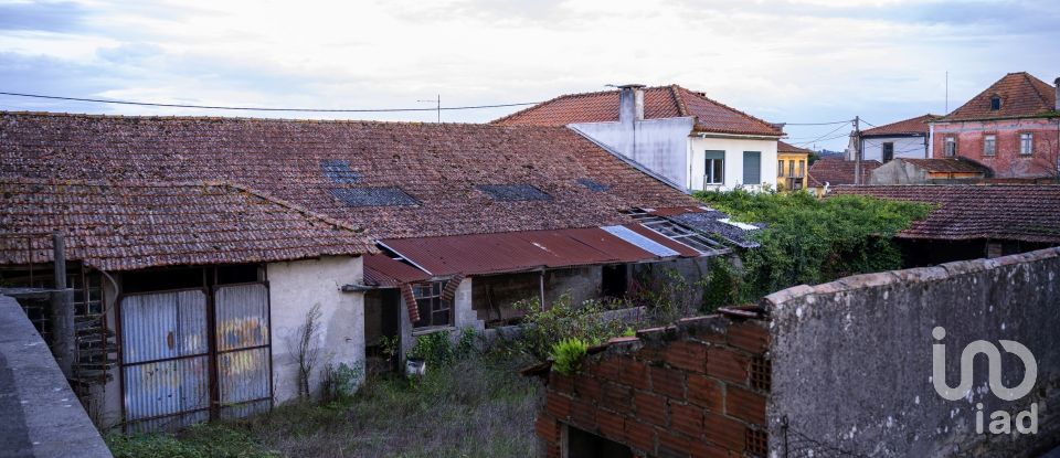 Maison traditionnelle T0 à Eixo e Eirol de 962 m²