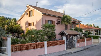 House T4 in Vila Nova de Paiva, Alhais e Fráguas of 415 m²