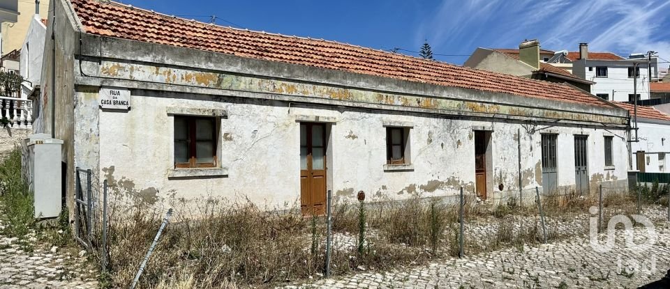 Casa tradicional T2 em Setúbal (São Julião, Nossa Senhora da Anunciada e Santa Maria da Graça) de 93 m²