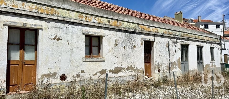 Casa tradicional T2 em Setúbal (São Julião, Nossa Senhora da Anunciada e Santa Maria da Graça) de 93 m²