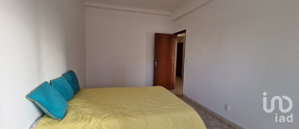 Apartment T2 in Faro (Sé e São Pedro) of 78 m²