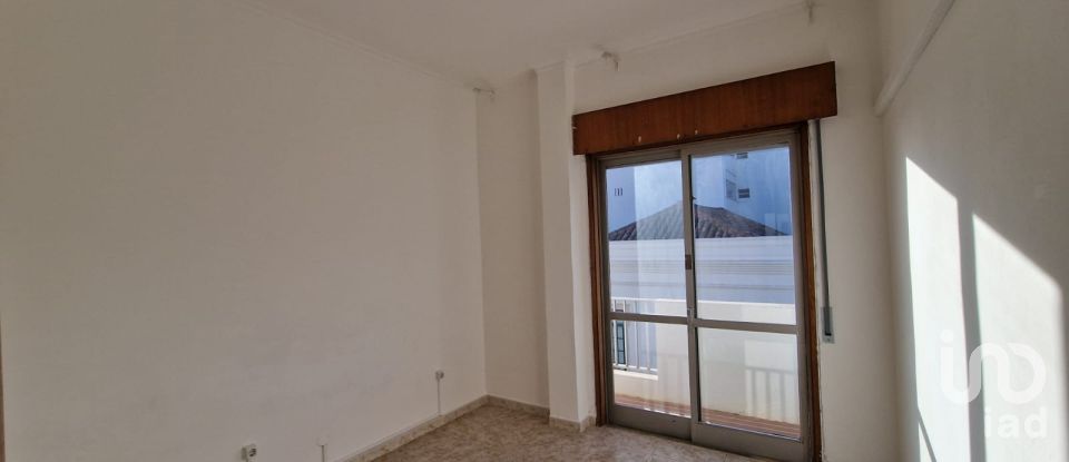 Apartment T2 in Faro (Sé e São Pedro) of 78 m²