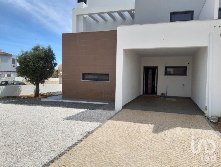 Maison T3 à Armação de Pêra de 160 m²