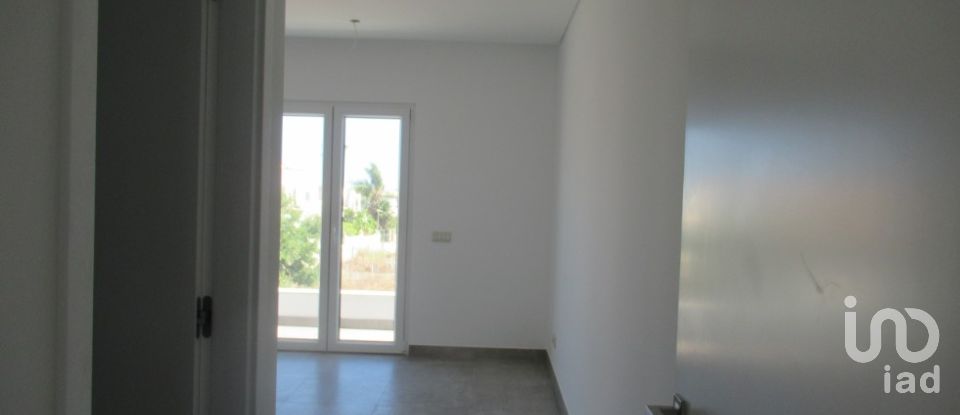 Maison T3 à Armação de Pêra de 160 m²