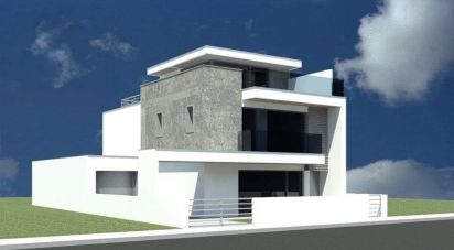 Casa / Villa T4 em Atouguia da Baleia de 240 m²