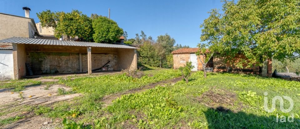 Traditional house T2 in Além da Ribeira e Pedreira of 120 m²