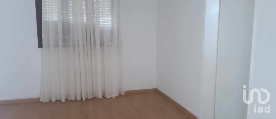 Gîte T3 à Moreira de Rei de 90 m²