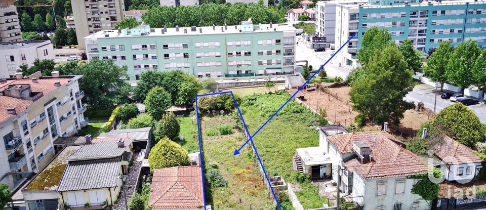 Building land in Moreira of 476 m²