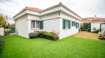 Maison T3 à Algueirão-Mem Martins de 232 m²