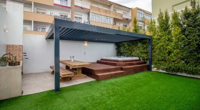 Maison T3 à Algueirão-Mem Martins de 232 m²