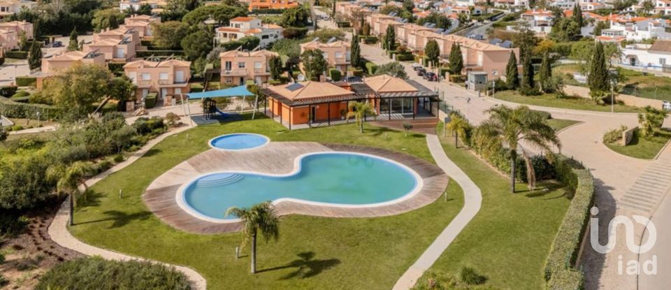 Casa / Villa T2 em Lagoa e Carvoeiro de 153 m²