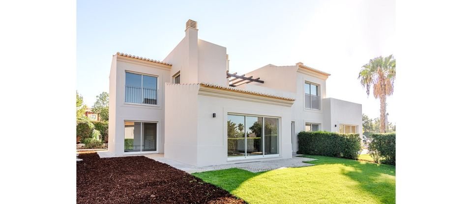 House T2 in Lagoa e Carvoeiro of 112 m²