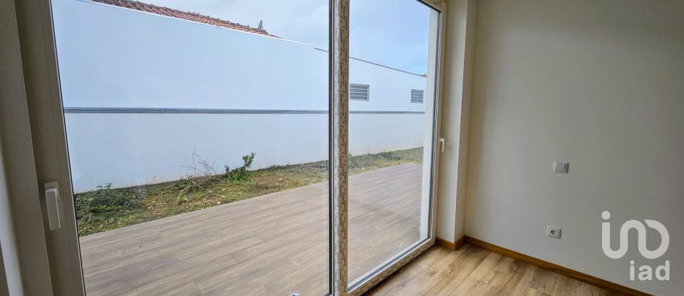 Casa T3 em Branca de 204 m²