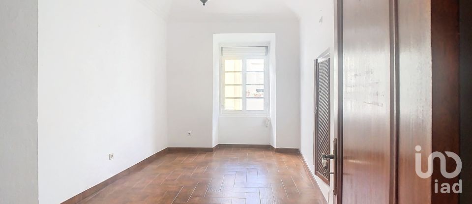 Maison traditionnelle T2 à Nossa Senhora da Conceição e São Bartolomeu de 230 m²