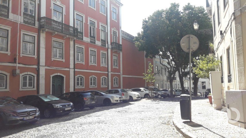 Apartamento T2 em Santa Maria Maior de 82 m²