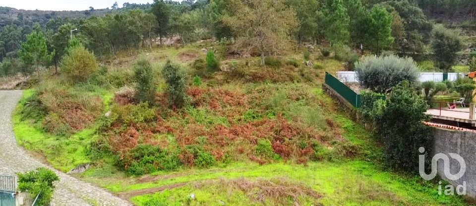 Terreno para construção em Barroselas E Carvoeiro de 1 327 m²